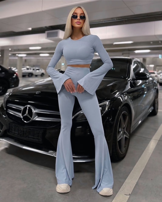 Women’s Crop Top and Flared Leggings Set – Lorenzella Sky Elegance Model